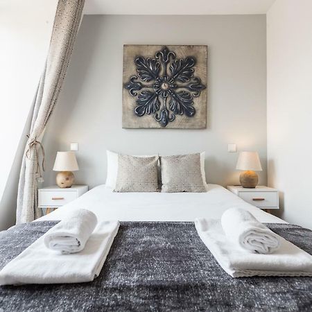 Rossio Penthouse Three-Bedroom Apartment W/ River View And Parking - By Lu Holidays Lisboa Exteriör bild