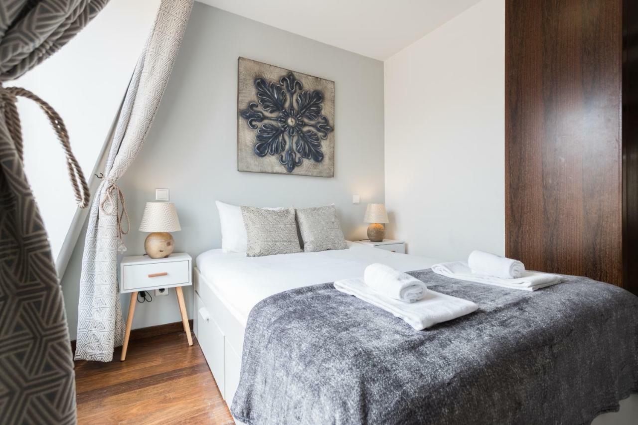 Rossio Penthouse Three-Bedroom Apartment W/ River View And Parking - By Lu Holidays Lisboa Exteriör bild